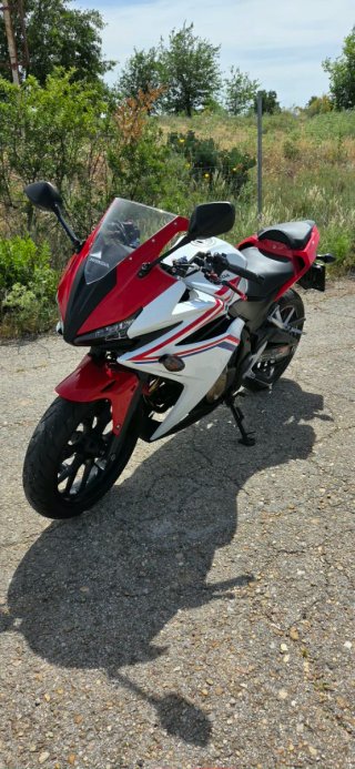 Honda CBR500R 2016 Roja y Blanca