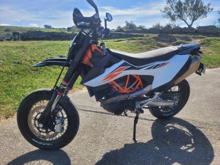 KTM 690R Supermoto