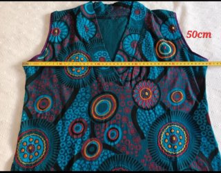 Neceser, cinta pelo y vestido playero Desigual
