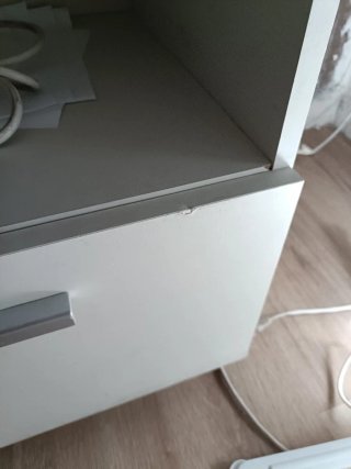 El Mueble de TV salón blanco y morado