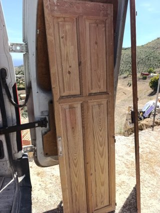 Puerta antigua de madera