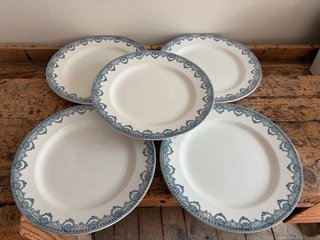 PLATOS ANTIGUOS TERRE DE FER