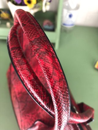 Borsa Via Roma donna pitonata rossa