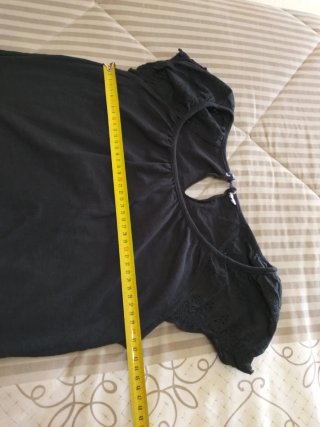 Camiseta C&A manga corta negra Talla M