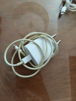 iPhone 13 Apple
