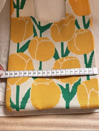 Bolso de mano estilo japonés con diseño de tulipán