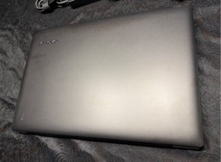 Lenovo IdeaPad 320 Gris/Plata ,excelente estado