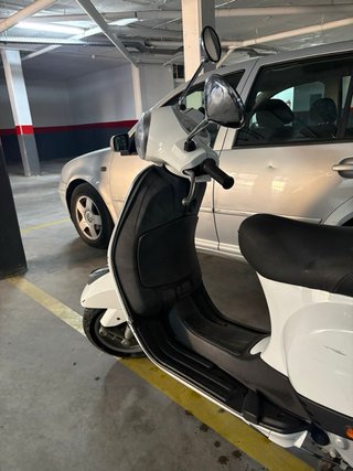 Piaggio Vespa LX 50 2009