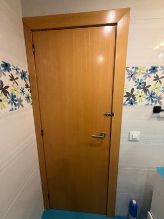 PUERTAS ABATIBLES EN BLOCK
