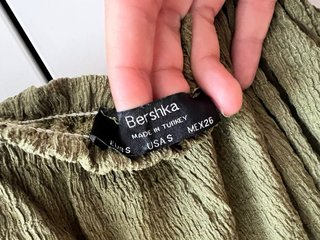 Mono Bershka verde talla S