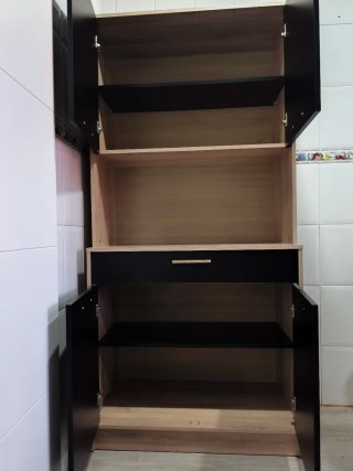 Armario auxiliar cocina negro y madera