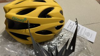 Casco Glovo Amarillo