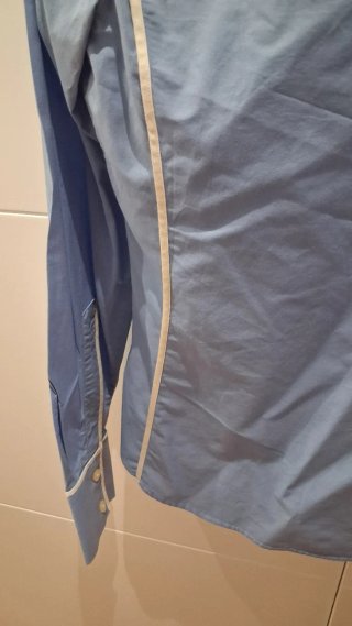 Camisa Carolina Herrera azul