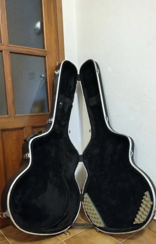 Astuccio rigido per chitarra Archtop / Gran Auditorium