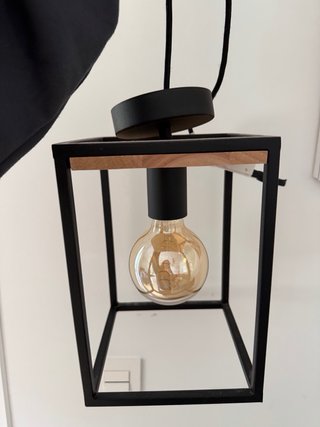 Lámpara de salón moderna madera y metal