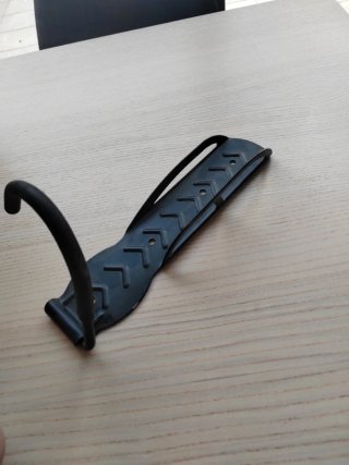 Pieza pa colgar la bicicleta a la pared