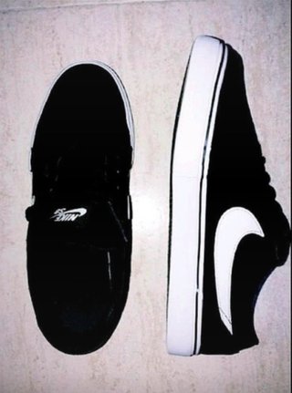 Nike SB Zapatillas Negras y Blancas