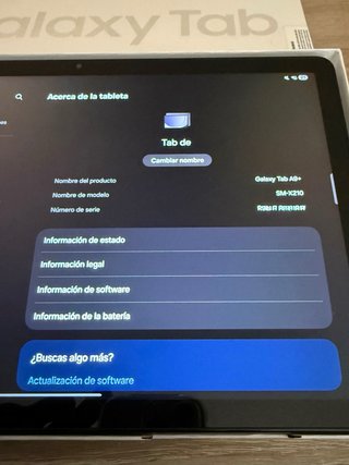 Samsung Galaxy Tab A9+ con fundas y lápiz