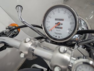 Triumph Speedmaster 900