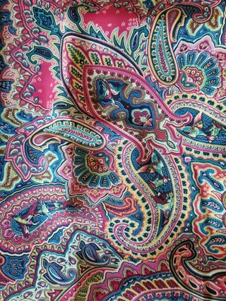 Foulard in seta Caracciolo (Napoli) 186cm x 88cm