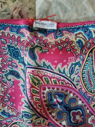 Foulard in seta Caracciolo (Napoli) 186cm x 88cm