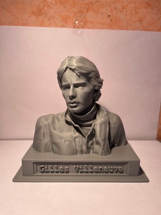 Busto Gilles Villeneuve Ferrari