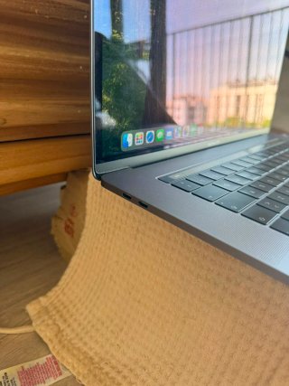 MacBook Pro 15'' 2019 i7 16 GB RAM