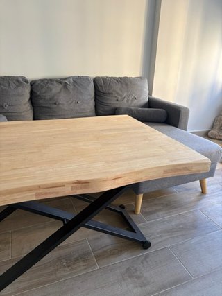 Mesa elevable madera y metal