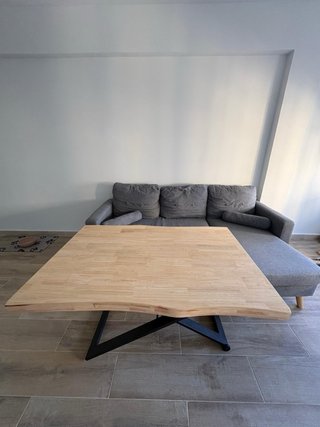 Mesa elevable madera y metal