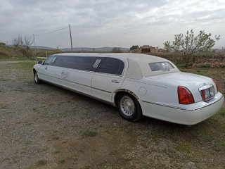 Ford Lincon Town Car 2000