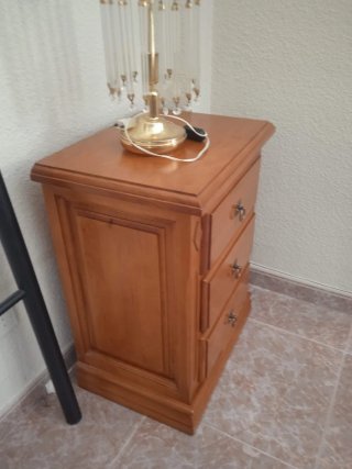 Conjunto cómoda madera maciza, cabecero y mesillas