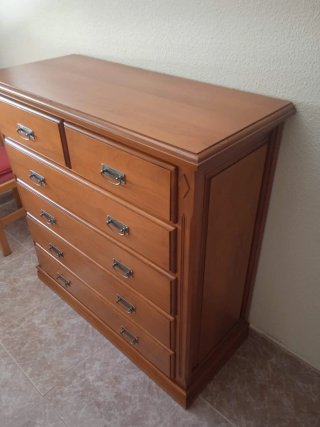 Conjunto cómoda madera maciza, cabecero y mesillas