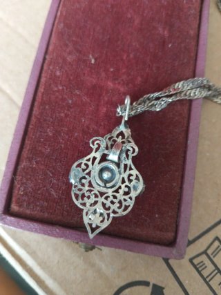 Collar antiguo plata con piedras