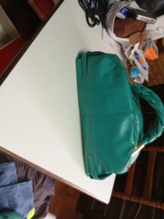 Bolso y zapatos piel caprina verde los zapatos son