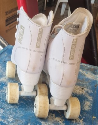 Pattini a rotelle KRF School bianchi