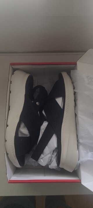 Sandalias Xti Mujer Negras y Beige