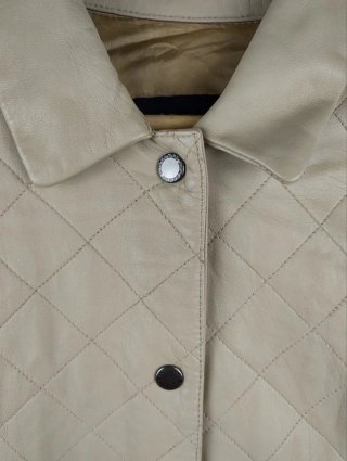 Chaqueta Burberry Beige Acolchada piel de cordero