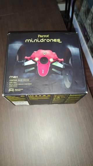 Parrot Jumping Sumo Race Max