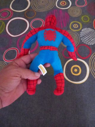 Peluche Spiderman Marvel 20 cm nuevo a estrenar