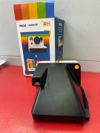 POLAROID GEN2 CON CAJA