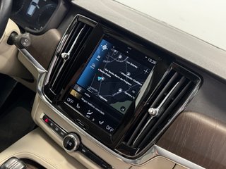 Volvo V90 Cross Country B4