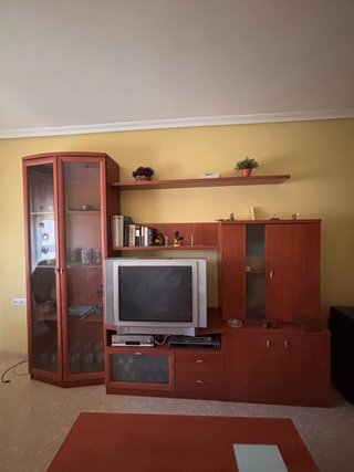 Mueble de salón color cerezo