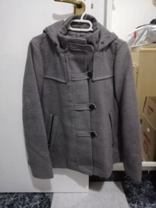 Parka Zara Basic Gris con Capucha