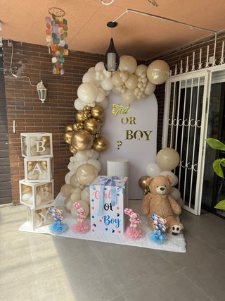 Decoraciones y arreglos para todo tipo de eventos.