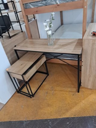 Escritorio moderno madera y metal