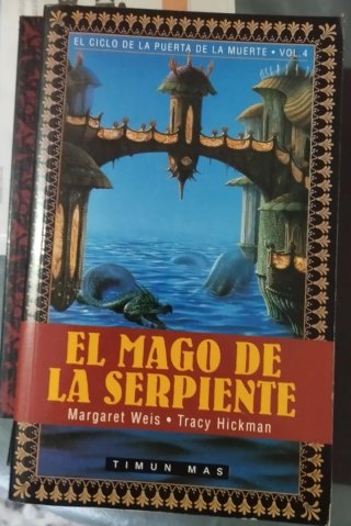 El mago de la serpiente