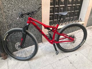 Bicicleta BH roja