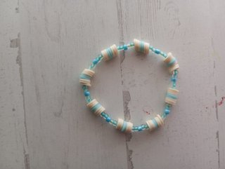 Pulseras artesanales cuentas pastel