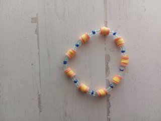 Pulseras artesanales cuentas pastel