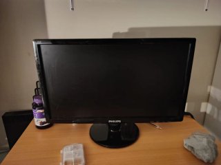 Teclado Mars Gaming Mini cadena y monitor